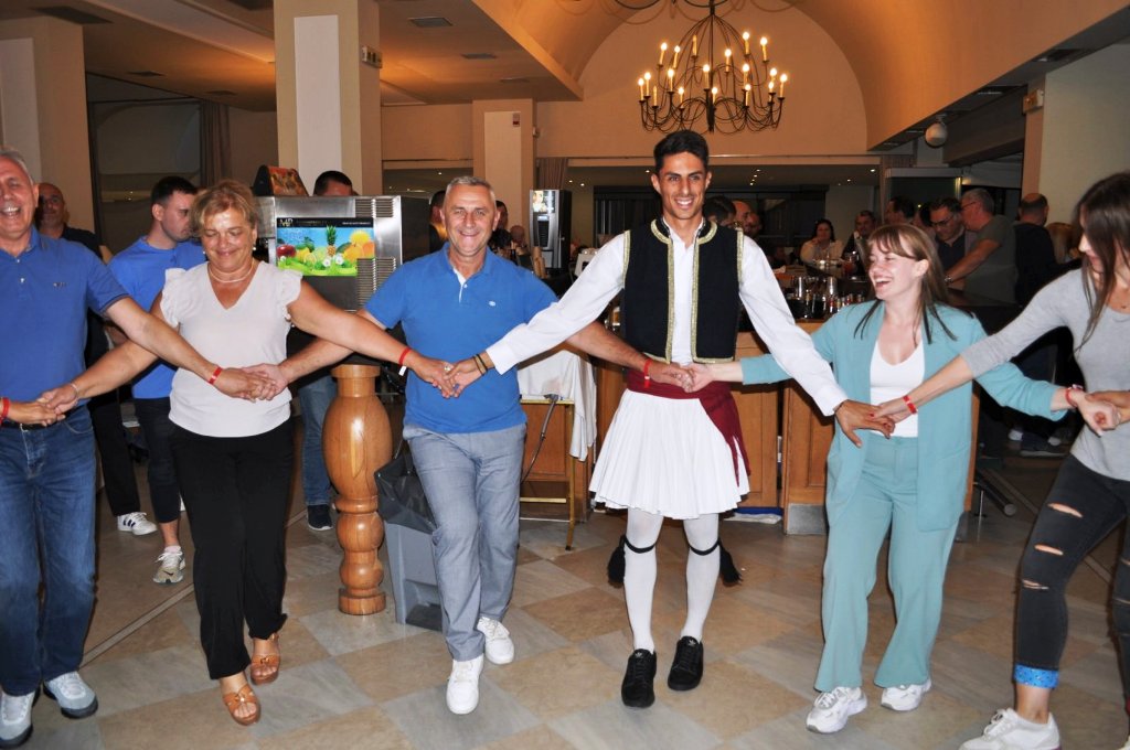 ИЗЛЕТ ЧЛАНОВА ЈСТС У СОЛУН<